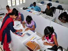 சிறப்பு ஆசிரியர்களுக்கான வேலை வாய்ப்பு தகுதியுடையோர் விண்ணப்பிக்கலாம் 