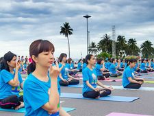 நிறைவான சம்பளத்துடன்... உடலையும் மனதையும் வலுவாக்கும் யோகா படிப்புகள்!