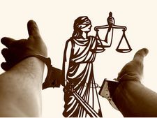 பிரகாசமான எதிர்காலத்திற்கு சட்டப்படிப்பு!