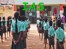 ஐஏஎஸ் பட்டத்தினை வென்ற அரசுப் பள்ளி குழந்தை- வியப்படைந்த கல்வி அலுவலர்கள்!