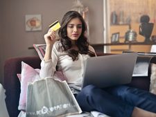 வீட்டில் இருந்தே லட்சங்களில் சம்பாதிக்க வேண்டுமா ? இதோ உங்களுக்காக வெப்சைட்டுகள்!