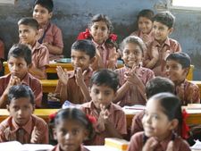 அரசுப் பள்ளிகளில் எல்கேஜி, யுகேஜி வகுப்புகள்: 3 ஆயிரம் பள்ளிகளுக்கு விரிவுபடுத்தப்படும்