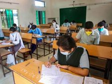 கோவையில் பார்வையற்ற அனைவருமே ப்ளஸ் 12 தேர்வில் தேர்ச்சி!!