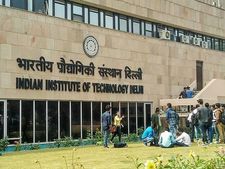 பி.இ, பி.டெக் பட்டதாரியா நீங்க? ரூ.50 ஆயிரம் ஊதியத்தில் ஐஐடிடி-யில் வேலை வாய்ப்பு!