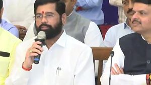 3-ம் பாலினத்தவருக்கு நல்ல செய்தி....! மகாராஷ்டிராவில் இலவச கல்வி அறிவிப்பு...!!