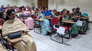 மாணவிகளுக்கு சிறந்த வழிகாட்டியாகத் திகழும் ஸ்டெல்லா மேரிஸ் கல்லூரி