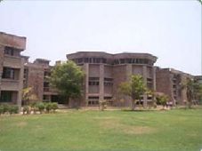 Delhi University opens Admissions for MBE & MFC