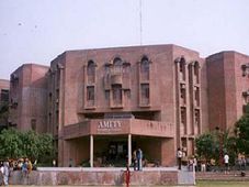 Amity University Opens MBA Admissions 2012