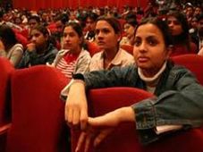 HC Allows LMU Indian Students To Continue Studies