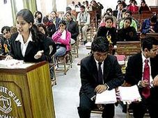 Top LawSchools offers new courses for Law students