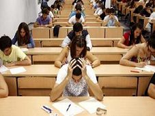 Karnataka Students found tough to crack NEET UG 2013 exam