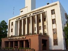 IIT Bombay, Delhi highly opted among JEE Toppers.
