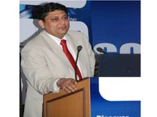 Pradeep Karambelkar addressed the youth on Entrepreneurship