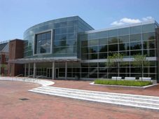 Washington College expands international education programmes