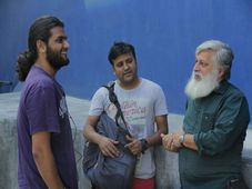 Bollywood film art director Vinod Guruji coaching AISFM students