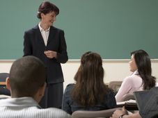 It helps to know English before moving to US