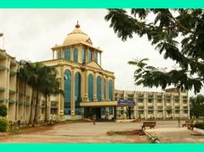 Kuvempu University to collect convocation fee with admission fee