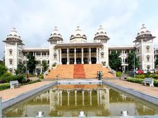 DMIMS Nagpur offers UG admissions in Medical Programmes