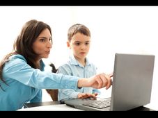 20 Questions To Ask In A Parent-Teacher Meeting & Why Is It Important? 