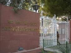 UPSC IFS Main 2015: E-Admit Cards Available for Download
