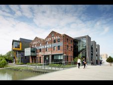Univeristy of Lincoln UK Announces 5 Academic Excellence Scholarships 