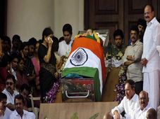 Schools and Colleges in Tamilnadu Declared Holidays Following Chief Minister Jayalalithaa's Death