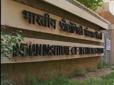 Funding of Rs.8700 Crore for IITs Turned Down by Govt: Know Why!