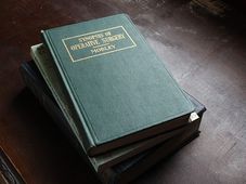  What Are The Best Books For MBBS First Year?