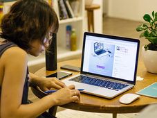 How To Earn Through E-commerce