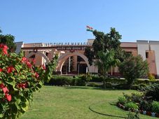 Data Analytics courses offered by IIMs