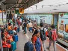 Indian Railway Recruitment 2023 - Vacancies, Important Dates, Eligibility, How to Apply