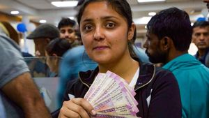 Here's Everything You Need to Know About Exchanging Your Rs 2,000 Notes