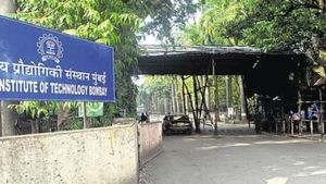 IIT-B on Anti-Discrimination Guidelines: Don't Ask About JEE Advanced and GATE Score