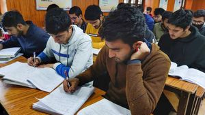 ETS launches TOEFL Go App to support test takers for Shorter TOEFL iBT Preparation!