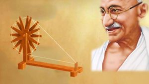 Gandhi’s Student Life: Mahatma Gandhi fell into bad company in 10th, what was his high school result?