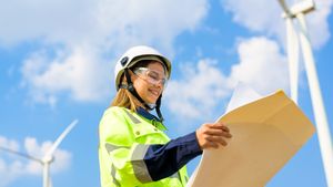 Career in Renewable Energy Sectors, Expected Salary, Certifications in India