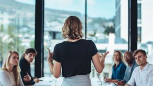 What Does a Risk Manager Do? And How to become a risk Manager?