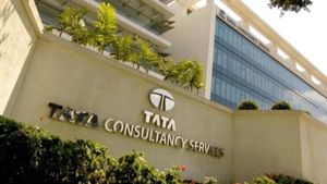 TCS sets ‘Conditions' for Employees; Hikes and Promotions Depends on Return to Office Policy