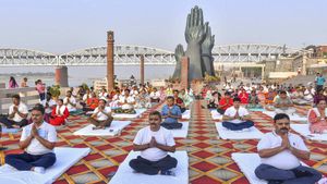 Essay on International Yoga Day 2024 for Students, Know the Date, History, Theme, Significance and More Here