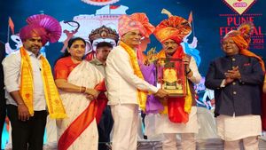 Hon'ble Dr. P. D. Patil honoured with Lifetime Achievement Award at 36th Pune Festival 2024 