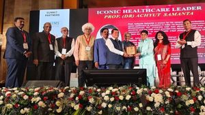 Dr. Achyuta Samanta Honoured As Iconic Healthcare Leader By AHPI