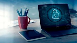 An In-Depth Comparison of Online vs Offline Master's in Cyber Security