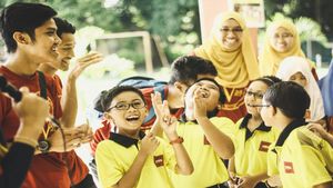 Goodbye Grades, Hello Emojis! Kochi CBSE Schools Brings New Language of Education