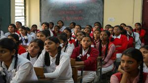 CBSE 2025: Date Sheet for Class 10 & 12