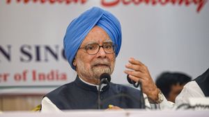 Books and Memories: Manmohan Singh’s Bond with Panjab University