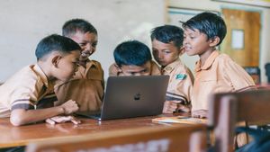  Jharkhand Schools to Adopt Computer-Based Education in Middle Schools