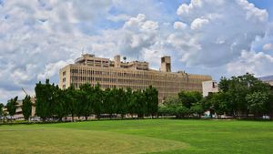 IIT Delhi's Advanced Certification in Persuasive UX Strategy: Shaping the Future of Digital Design
