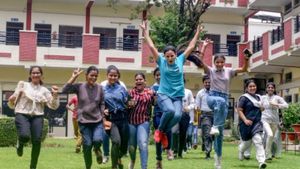 CBSE Board Exam Hindi 2025: Top 10 Last-Minute Tips to Boost Your Score