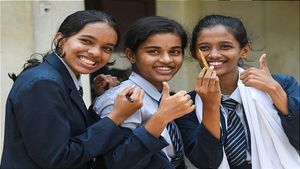 Top Scorers in JEE Main 2025: Female and Male Candidates with Perfect NTA Scores