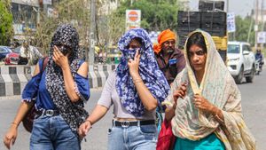 Odisha Closes Educational Institutions Amid Severe Heatwave